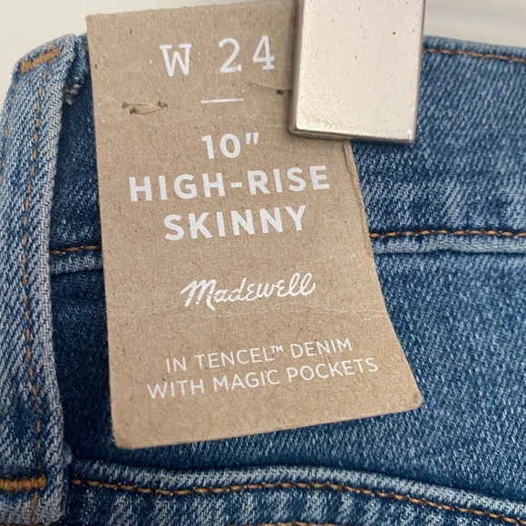 Madewell | 10” High-Rise Skinny Jean - Picture 3 of 6